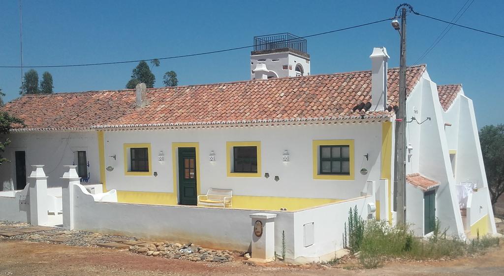 Gasthaus Casa Da Torre Minas de São Domingos Exterior foto